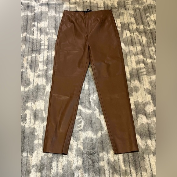 Zara High-Waisted Brown Faux Leather Leggings Size Medium - Picture 2 of 11